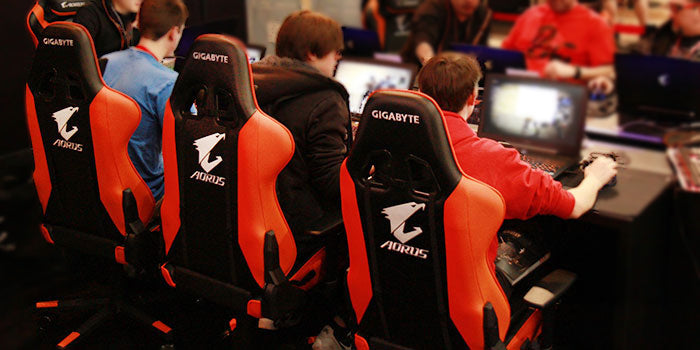 Silla Gamer Profesional Gigabyte Aorus AGC300 Negro Naranja – imagen 5