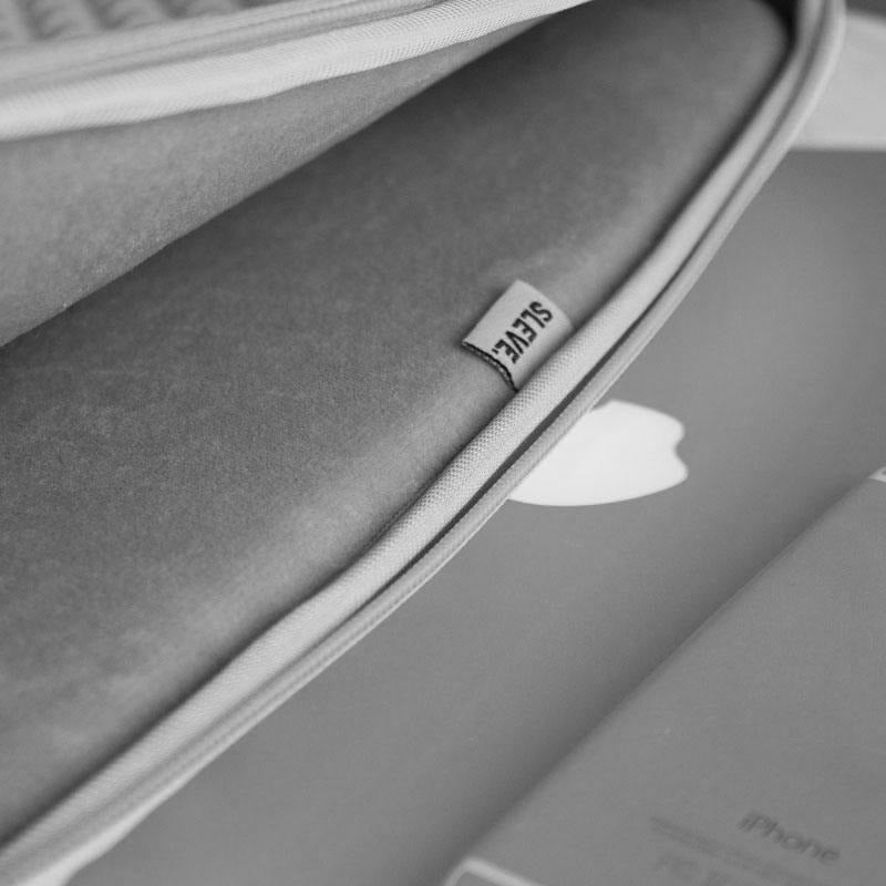 Funda Notebook Sleve Skinny 15 -16 Pulgadas Gris – imagen 2