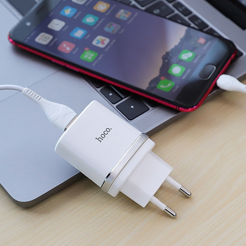 Cargador Hoco C12Q 18w QC3.0 + Cable Para Lightning Blanco – imagen 3